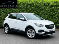 Second-hand Vauxhall Grandland X 2018 Alb SUV