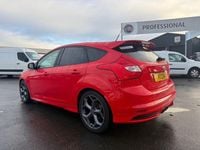 Used Ford Focus ST 250 HP (183 kW) 2013 Red Hatchback