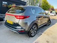 Usado Kia Sportage 134 HP (98 kW) 2020 Cinzento SUV
