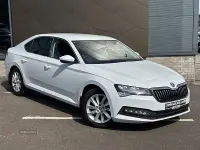 Used Skoda Superb SE Technology 150 HP (110 kW) 2022 White Hatchback