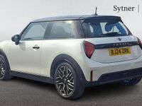 Used Mini Cooper S Hatch 201 HP (147 kW) 2024 White Hatchback