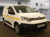 Used Citroën Berlingo 75 HP (55 kW) 2019 White MPV