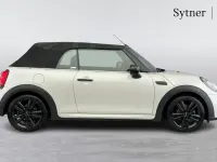Used Mini Cooper Sport 134 HP (98 kW) 2024 White Hatchback