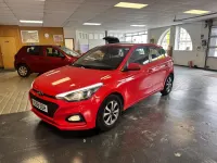 Used Hyundai i20 SE 83 HP (61 kW) 2019 Red Hatchback