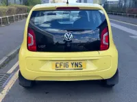 Używany VW up! 2016 Żółty Hatchback