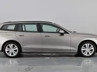 Usado Volvo V60 Momentum 150 HP (110 kW) 2018 Cinzento Carrinha