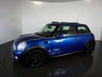 used Mini Cooper Hatch 1.63d-2 OWNER CAR FINISHED IN LIGHTNING BLUE WITH HALF LEATHER UPHO