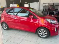 Used Kia Picanto 65 HP (47 kW) 2015 Red Hatchback