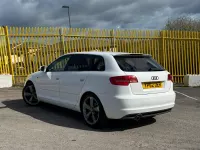 Used Audi A3 Sportback Black Edition 140 HP (102 kW) 2012 White Hatchback