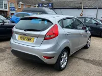 Used Ford Fiesta Zetec 96 HP (70 kW) 2011 Silver Hatchback