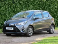 Used Toyota Yaris 100 HP (73 kW) 2017 Magnetic grey Hatchback