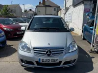 Begagnad Mercedes A160 Avantgarde 82 HK (60 kW) 2012 Silver Halvkombi