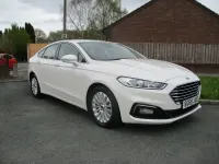 Used Ford Mondeo Zetec 2019 White Hatchback