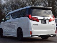 Second-hand Toyota Alphard Executive 2024 Alb Monovolum