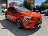 Used Renault Clio Techno 90 HP (66 kW) 2023 Orange  Hatchback