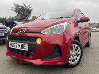 Usado Hyundai i10 SE 87 HP (63 kW) 2017 Vermelho Citadino
