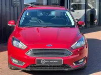 Used Ford Focus Titanium 120 HP (88 kW) 2017 Red Hatchback