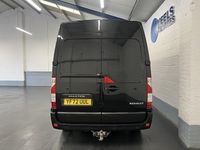 Usado Renault Master Business 2023 Negro Monovolumen