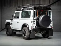 Used Land Rover Defender Adventure 120 HP (88 kW) 2016 White Estate