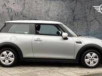 Begagnad Mini Cooper Classic 134 HK (98 kW) 2023 Silver Halvkombi