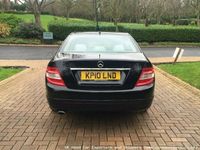 Usado Mercedes C200 136 HP (100 kW) 2010 Sedan