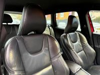 Used Volvo XC60 R-Design 190 HP (139 kW) 2016 Red SUV