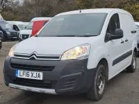 Used Citroën Berlingo XTR 90 HP (66 kW) 2016 White MPV