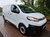 Used Citroën Dispatch 121 HP (88 kW) 2018 White MPV