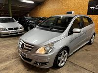 Usado Mercedes B160 2010 Prateado Monovolume