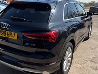 Usado Audi Q3 Sport 150 HP (110 kW) 2019 Preto SUV