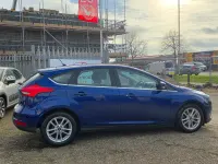 Used Ford Focus Zetec 125 HP (91 kW) 2015 Blue Hatchback