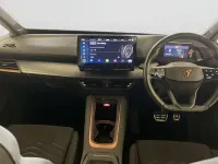 Begagnad Cupra Born 150 kW (204 HK) 2024 Halvkombi