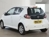 Used Toyota Aygo 67 HP (49 kW) 2012 White Hatchback