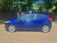 Used Ford Fiesta Zetec 125 HP (91 kW) 2013 Blue Hatchback