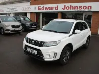 Gebraucht Suzuki Vitara SZ-T 116 PS (85 kW) 2022 Weiß Kleinwagen