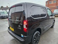 Used Citroën Berlingo PureTech 110 HP (80 kW) 2022 Black MPV