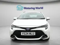 Used Toyota Corolla 140 HP (102 kW) 2024 White Estate