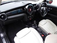 Begagnad Mini Cooper S Exclusive 192 HK (141 kW) 2019 Grå Halvkombi