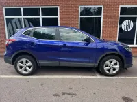 Used Nissan Qashqai Acenta Premium 140 HP (102 kW) 2019 Blue SUV