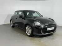 Begagnad Mini Cooper Exclusive 135 kW (184 HK) 2025 Svart Halvkombi