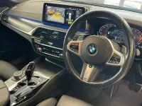 Usado BMW 520 M Sport 2021 Gris Berlina