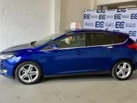 Usado Ford Focus Titanium 125 HP (91 kW) 2017 Azul Citadino
