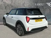 Used Mini Cooper S Hatch 201 HP (147 kW) 2024 White Hatchback