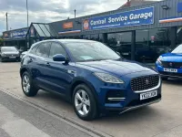 Usado Jaguar E-Pace S 204 HP (150 kW) 2022 Azul SUV