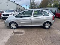 Used Citroën Xsara Picasso 2009 Silver MPV
