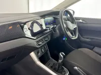 Used VW Polo Life 95 HP (69 kW) 2024 Blue Hatchback