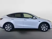 Used Tesla Model Y Standard Range 254 kW (346 HP) 2024 White SUV