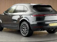 Used Porsche Macan 252 HP (185 kW) 2020 Black SUV