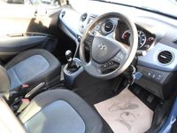 Used Hyundai i10 SE 87 HP (63 kW) 2017 Blue Hatchback