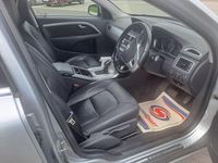 Second-hand Volvo V70 SE 150 CP (110 kW) 2016 Argintiu Break
